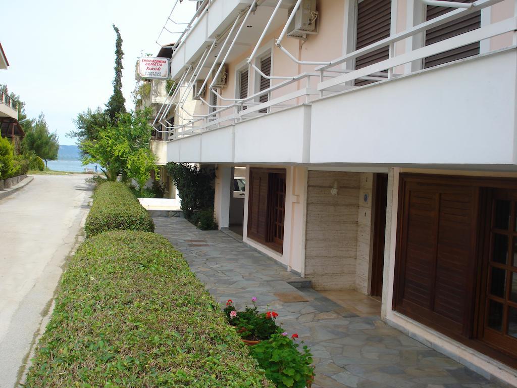 Kochili Apartments Néos Pírgos Extérieur photo